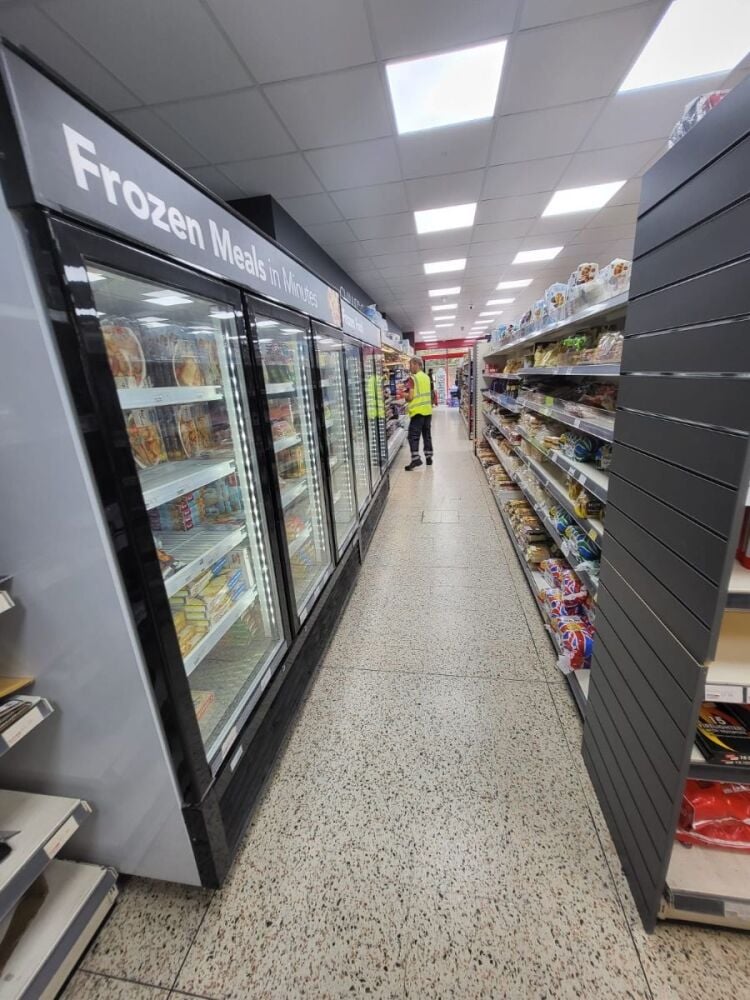 LONG ESTABLISHED CONVENIENCE STORE FOR SALE: OPERATING FOR 43 YEARS IN SOUTHEAST LONDON (REFERENCE CS0800) Photo 2