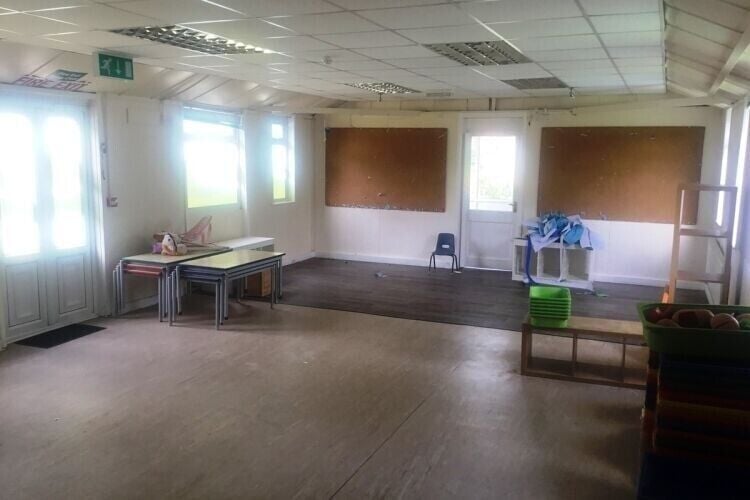 Prime Oldham D1 Property Ready for Development or Nursery Reopening Photo 2