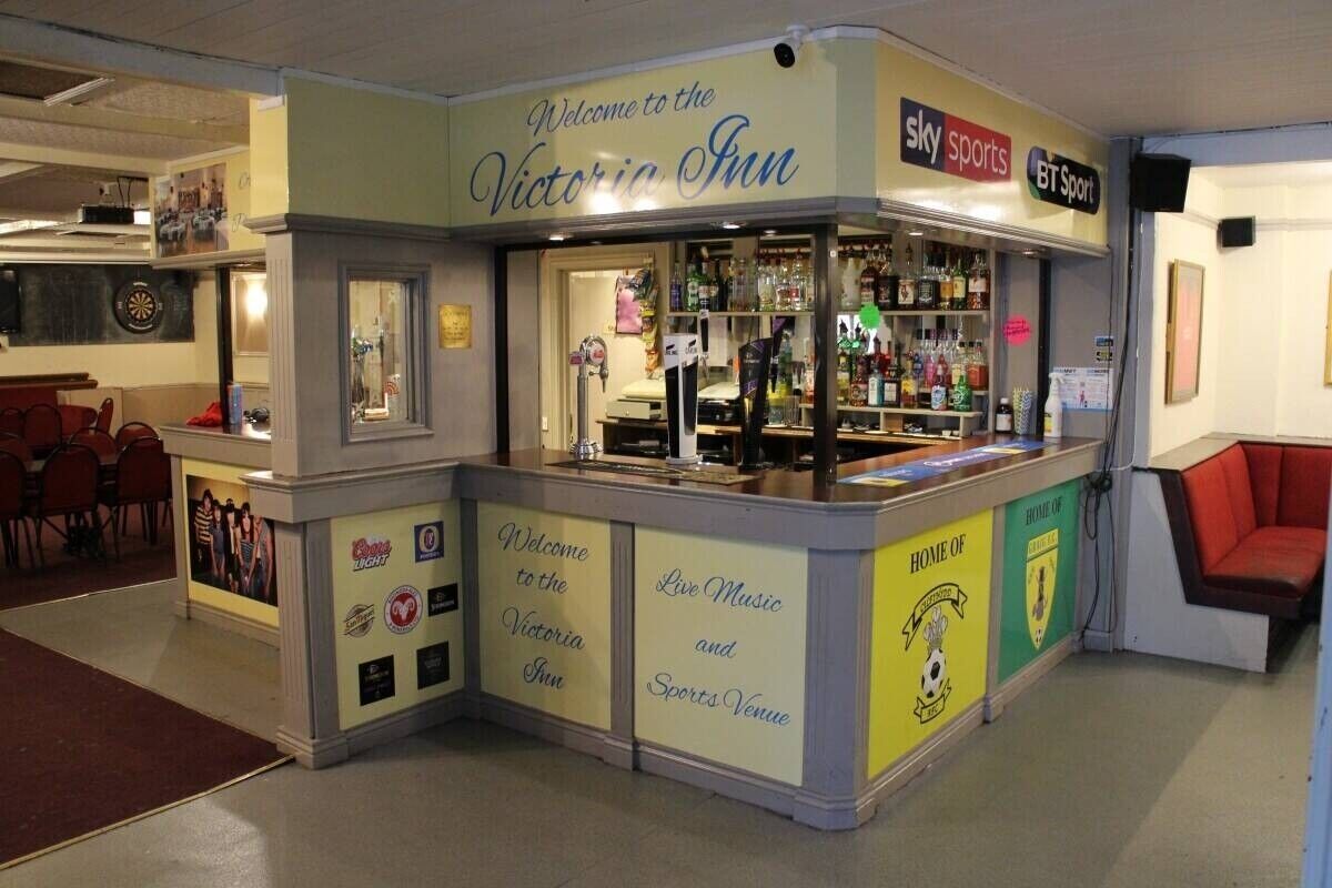 Public House and Busy Function Venue for Sale in Prime Pontypridd Location Photo 2