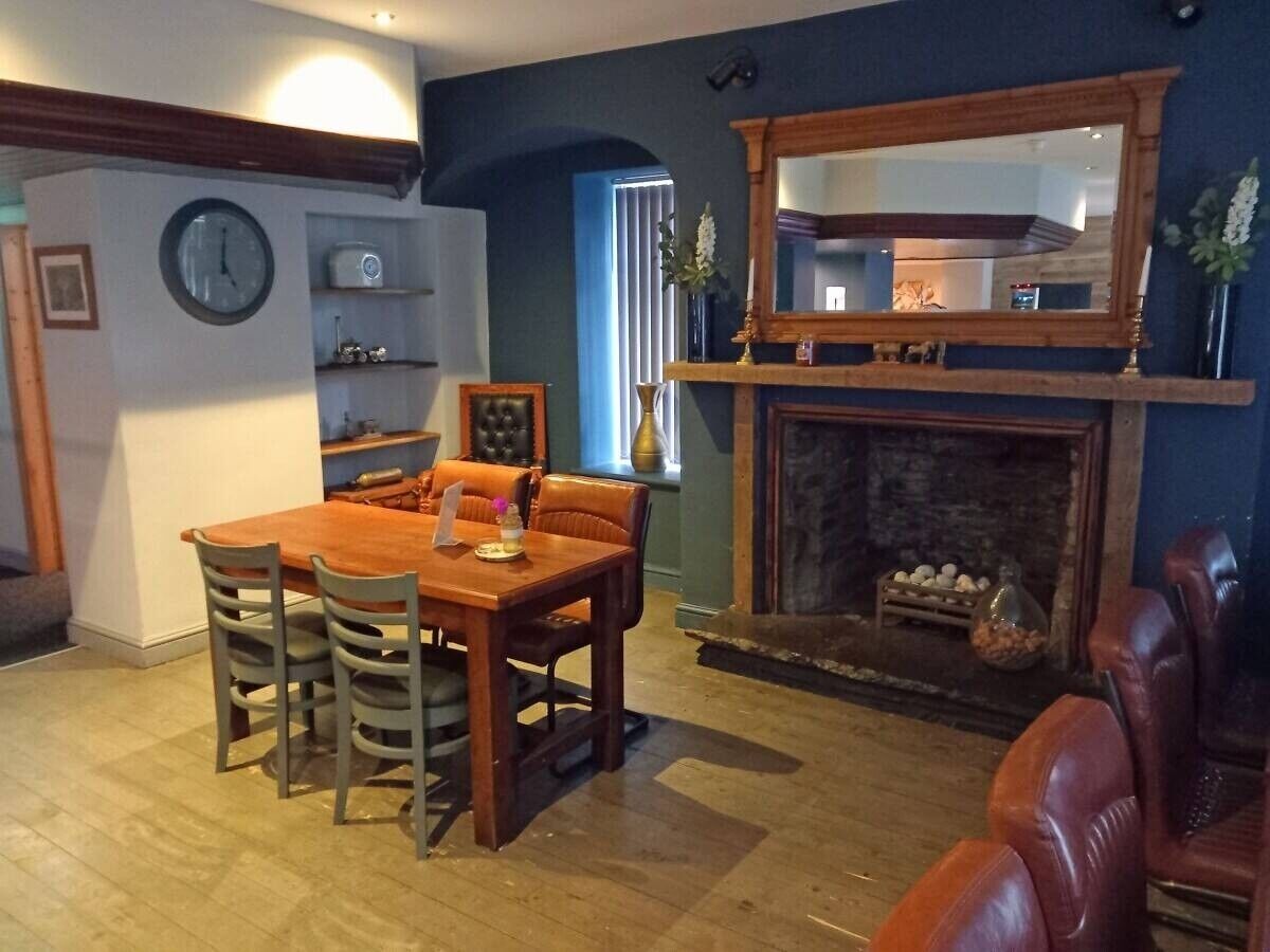 Railway Tavern in DukesTown, Tredegar for Sale - Spacious Public House with Vacant Possession Photo 2