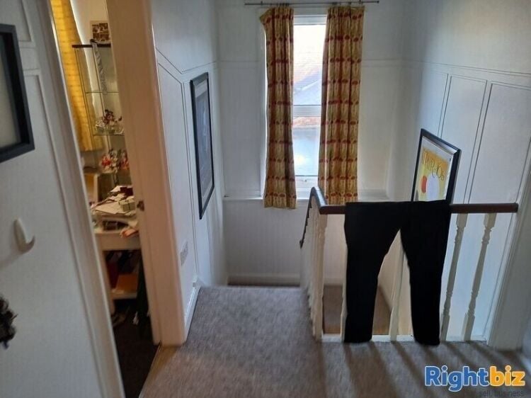 Discounted Investment Opportunity! Mixed Retail and Residential Property in Holgate, York Photo 2