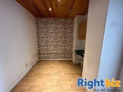 Prime Location Retail Unit in Tillicoultry Clackmannanshire Offers Low Rent and 10 Year Lease Photo 2
