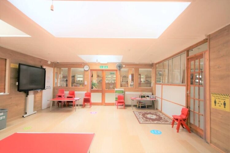 102 Place Premium Two – Setting Day Nursery To Let in London - Zone 1/ 2 Photo 3