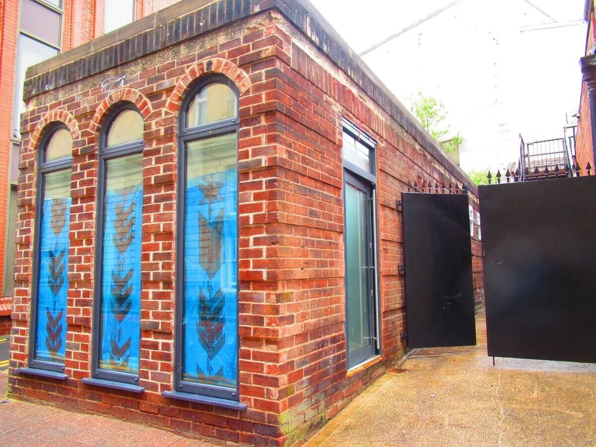 Main Road Property To Let in Blackburn Town Centre Photo 3