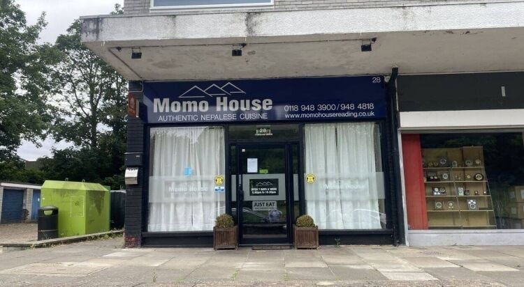 Prime Ground Floor Commercial Property in Reading for Investment Opportunity Photo 3