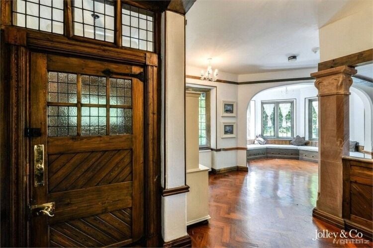 Arts and Crafts Landmark Building in Buxton Derbyshire - Unique Investment Opportunity with Approve Photo 2