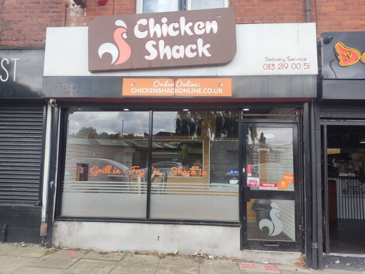 Prime Leeds Takeaway Property Available for Rent, Fully Equipped and Ready for Business Photo 3
