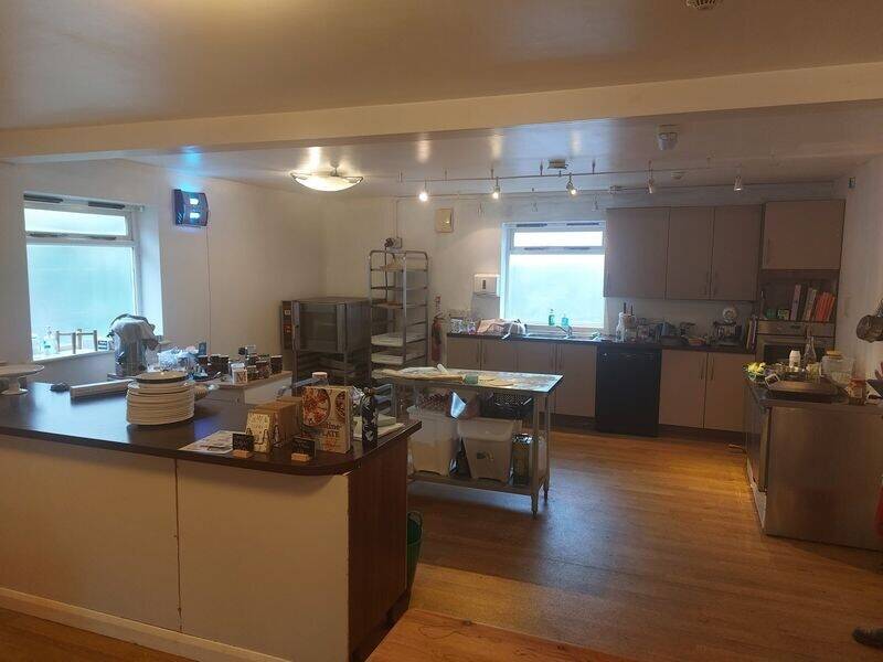 Cafe premises TO LET, Church Street, Copmanthorpe, York YO23 3SE Photo 3
