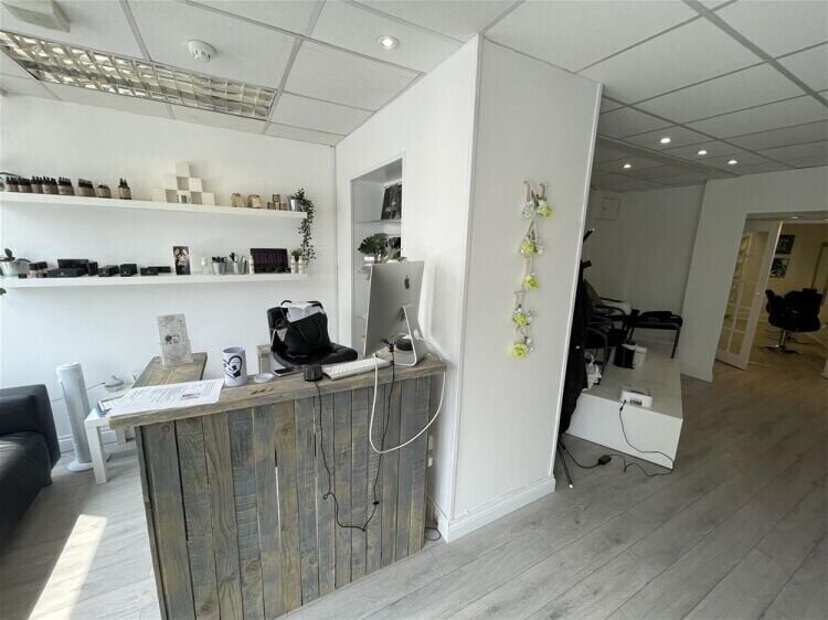 Prominent Retail Premises in the Heart of Newton Abbot For Sale in Newton Abbot Photo 3