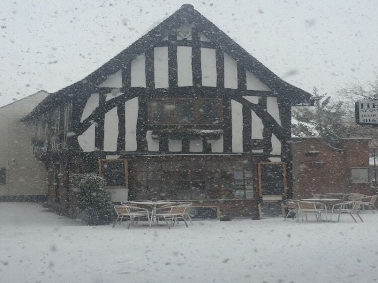 Prominent Tea Rooms in Newark on Trent Nottinghamshire, Leasehold Option Available Photo 3