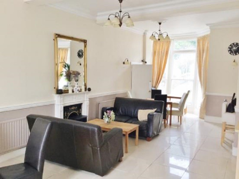 20-Bedroom Hotel with High Occupancy and Excellent Reputation in Ilfracombe Devon Photo 3