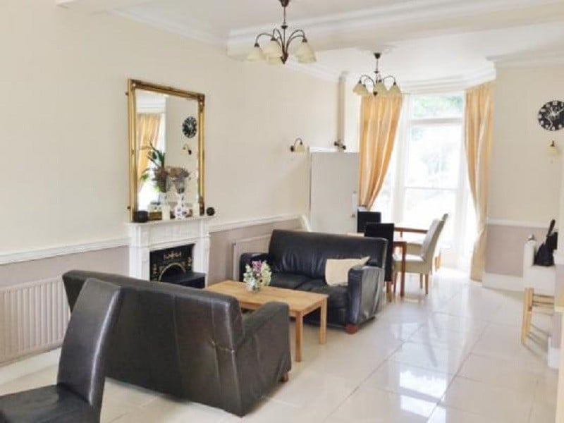 20-Bedroom Hotel with High Occupancy and Excellent Reputation in Ilfracombe Devon Photo 3