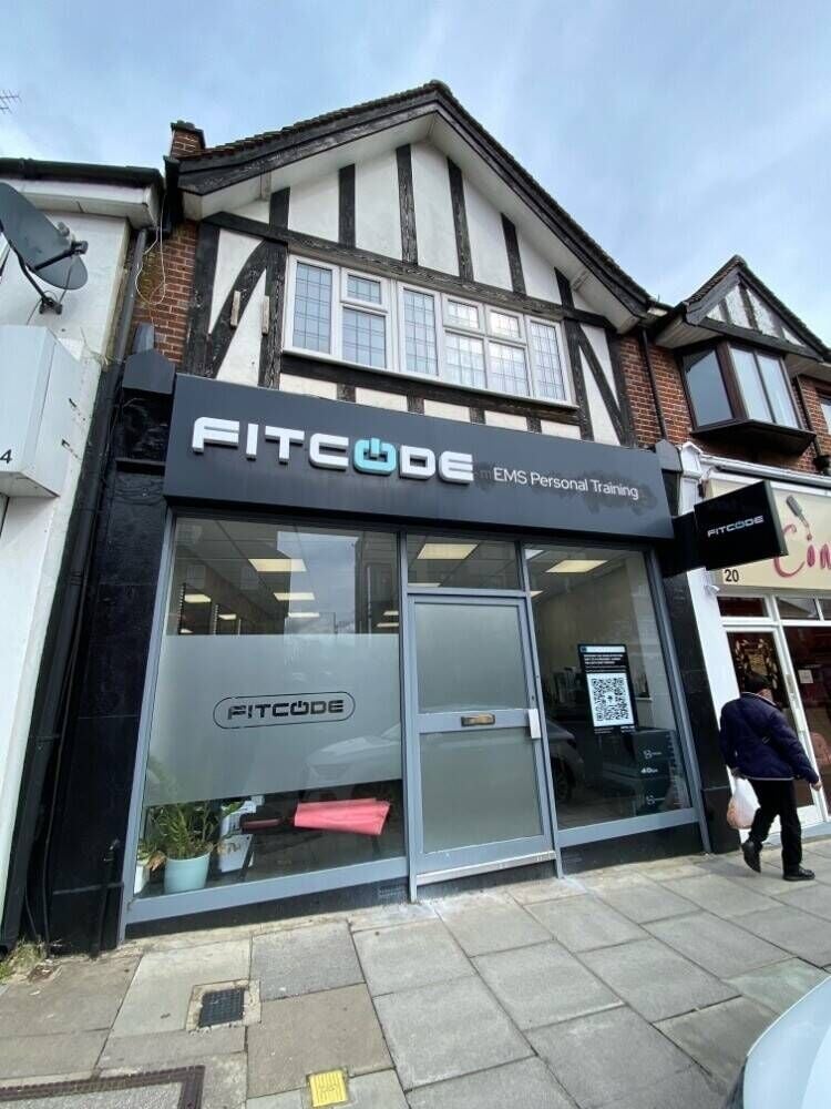 Barnet High Street Freehold Retail Units with Two Leased Flats Above for Sale Photo 3