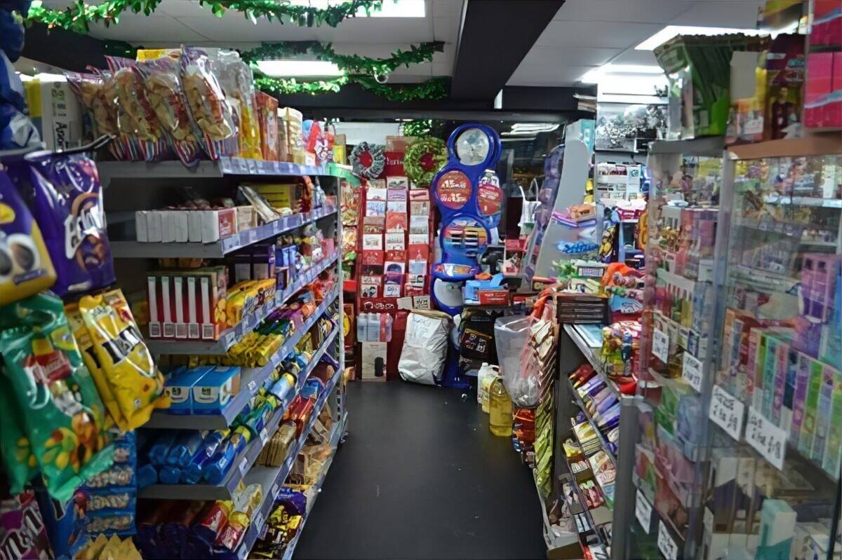 Prime Freehold Convenience Store and Offlicence with Accommodation in Wolverhampton Photo 3