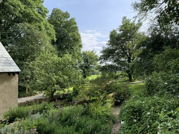 Charming Holiday Apartments, Woodland Camping Pods, and Cottage For Sale in Kendal Cumbria Photo 4
