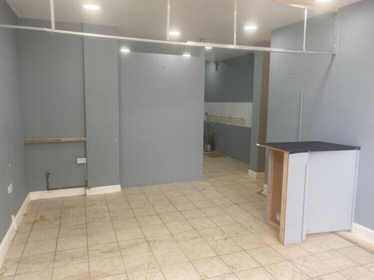 Prime Commercial Shop Unit and Flats Freehold in Bustling Anerley London for Sale Photo 3