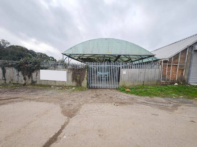 Secure Yards Available for Lease in Rayleigh, Essex. Ideal for Business Use Photo 3