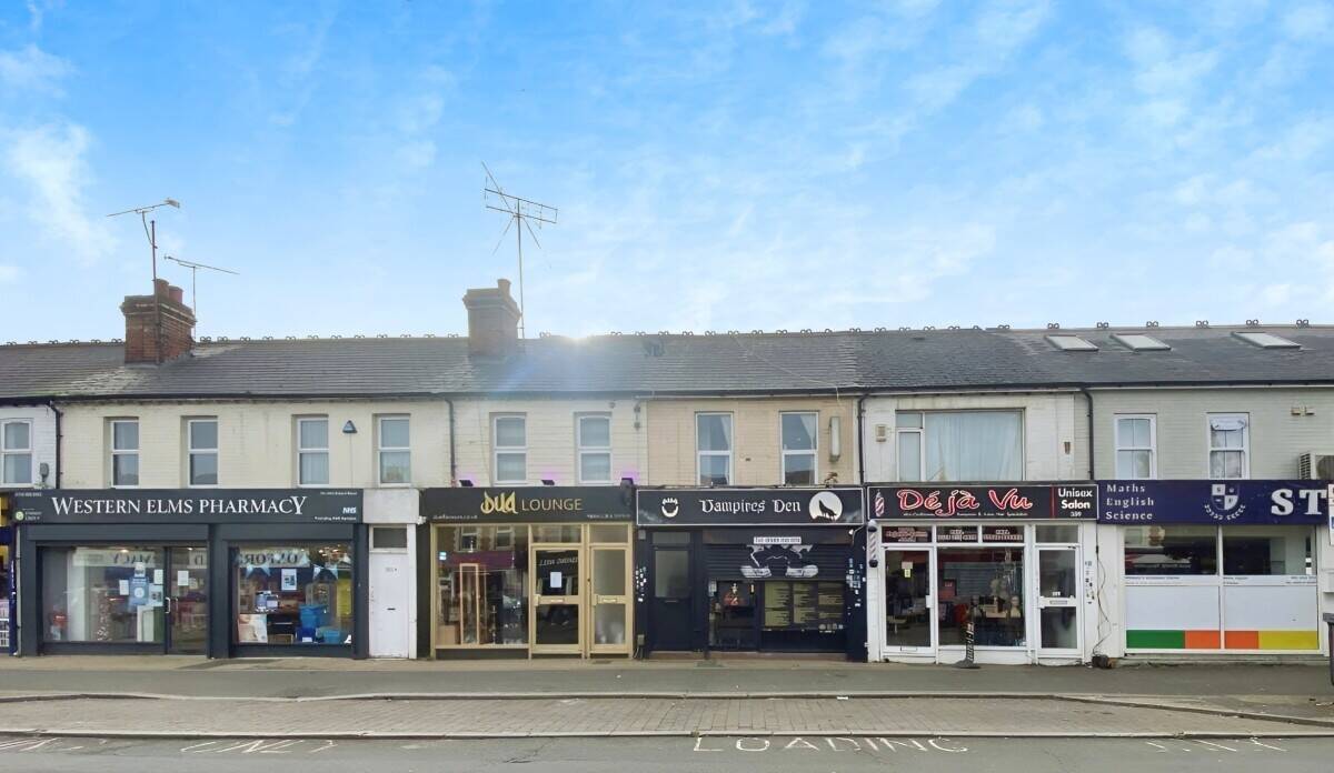 Prime Mixed-Use Commercial Investment Property on Oxford Road, Reading for Sale Photo 3