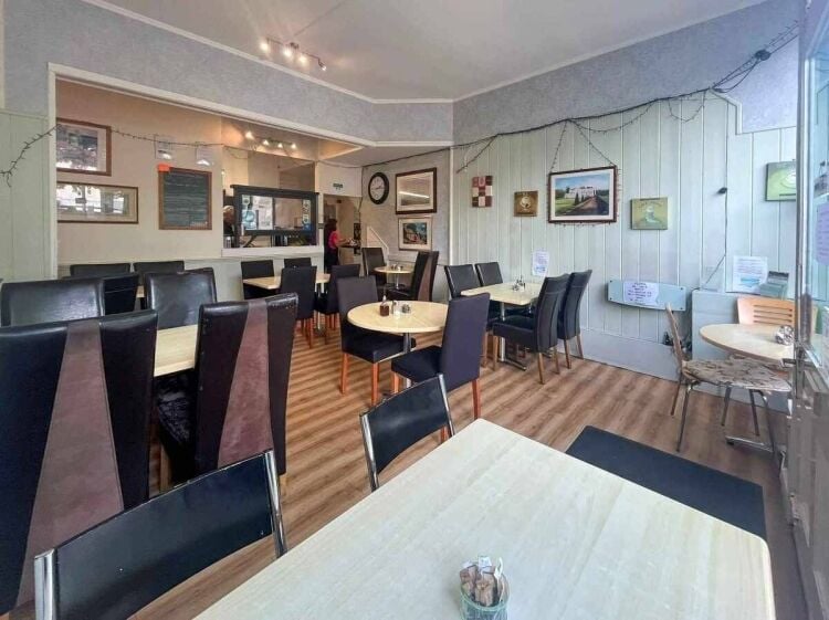 Profitable Café/Tearoom Business with Prime Location in St Marychurch, Torquay, Devon Photo 4