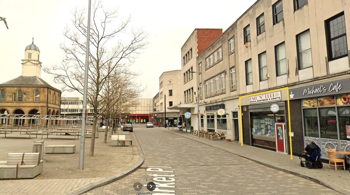 Prime Retail Shop/Coffee Shop Space Available in South Shields Town Centre Photo 3