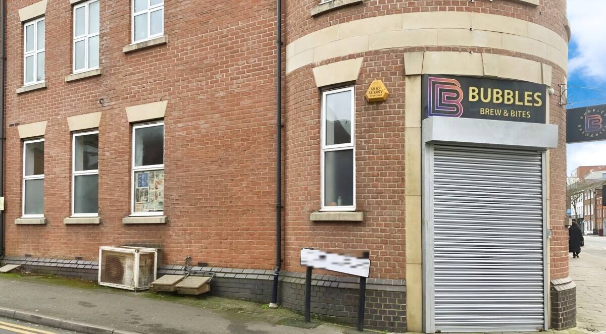 For Sale or To Let - Cafe Premises in Reading - London Street Photo 3