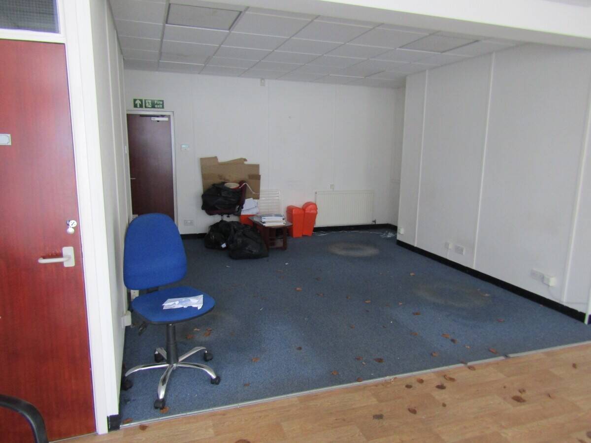 Large Retail Space in Accrington - Ideal for Trade Counter or Redevelopment Photo 3