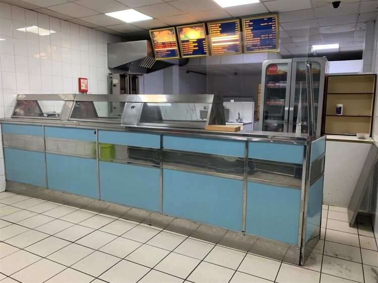 Prime Location Takeaway Shop for Rent on Bustling Filton Road, Bristol Photo 3