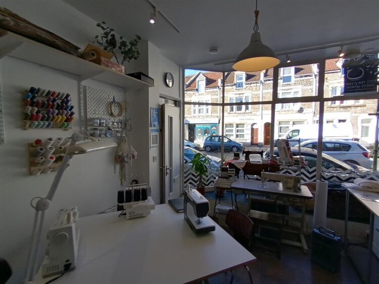 Freehold Retail Investment Opportunity in Bristol, Ideal for SIPP/SSAS Photo 3
