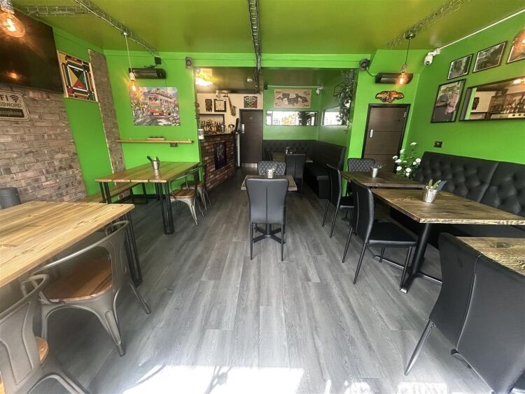 Prime Bristol Location, Ground Floor Restaurant for Sale with 7-Year Lease Photo 3