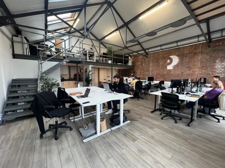 Upgrade Your Business with a Spacious, Well-Presented Unit in Bristol's Vibrant Paintworks Photo 3