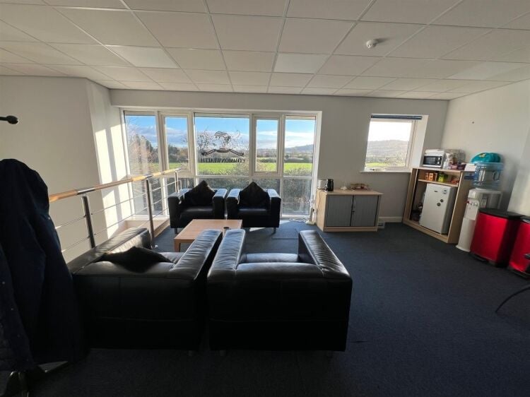 Modern Two-Storey Semi-Detached Office HQ in Bristol with 10 Parking Spaces for Sale Photo 3