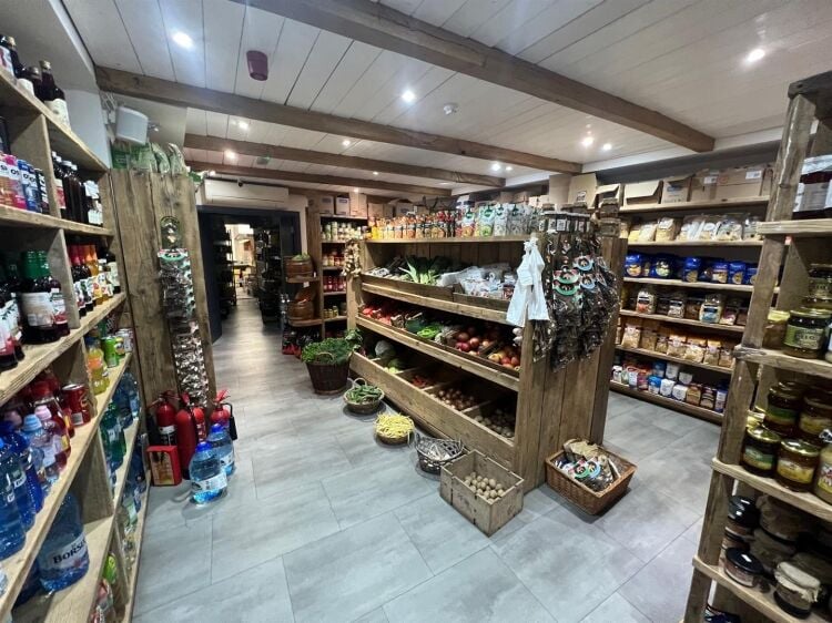 Prime Commercial Property in Bristol, Ground Floor Freehold Shop, Leased to Polish Deli Photo 3