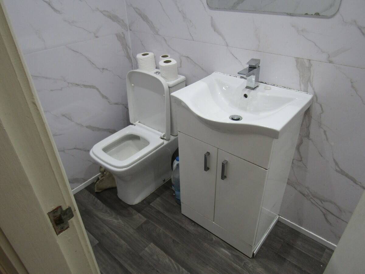 Prime Commercial Property for Sale in Blackburn with Great Investment Potential Photo 3