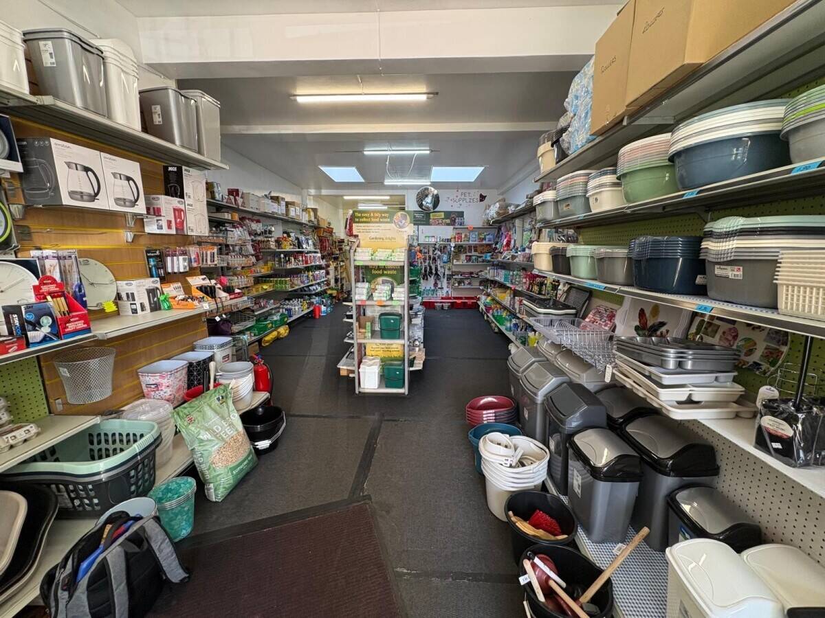 Thriving homeware and pet food retail business for sale in bustling South Essex market square Photo 3