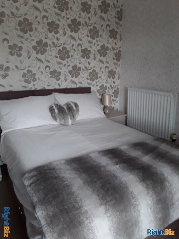 Prime Location 5-Bedroom Guesthouse for Sale in Gretna Green, Easy Access and Ample Parking Photo 2