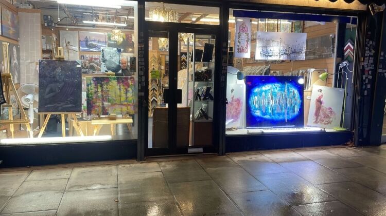 Curtains Business for Sale in West Norwood London with Growth Potential Photo 3