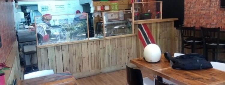Caribbean restaurant business for sale in Sutton London with modern décor and loyal customer base. Photo 3