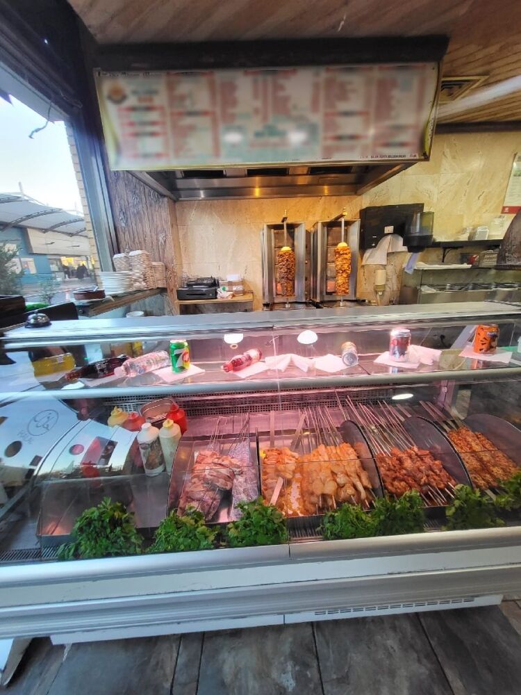 Mediterranean Restaurant and Takeaway for Sale in North London Photo 3
