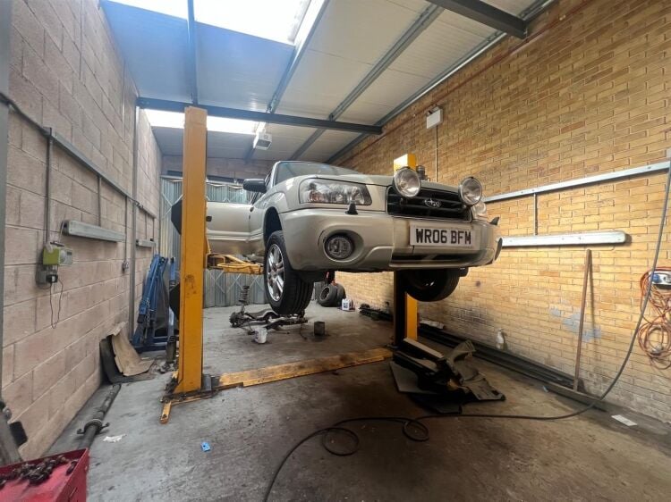 Vehicle repair business for sale in Bedminster Bristol with strong trading history Photo 3