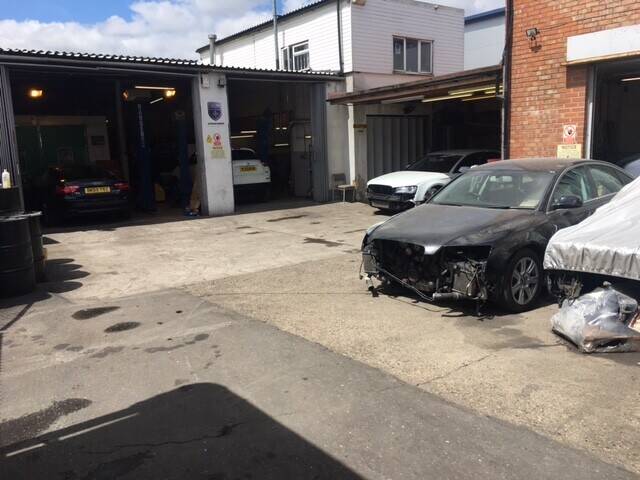 Established Vehicle Repair Business for Sale &ndash; Full Service Garage Including Mechanical, Bodywork &amp; Wheel Refurbishment for sale or lease Photo 1