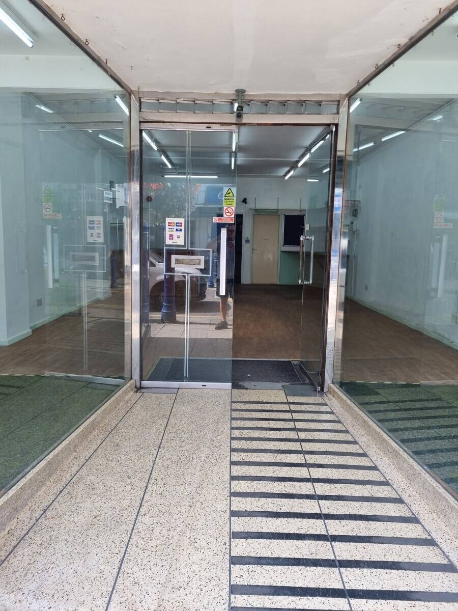 Vacant Shop For Sale in Sheerness High Street, Sheerness Kent Photo 3