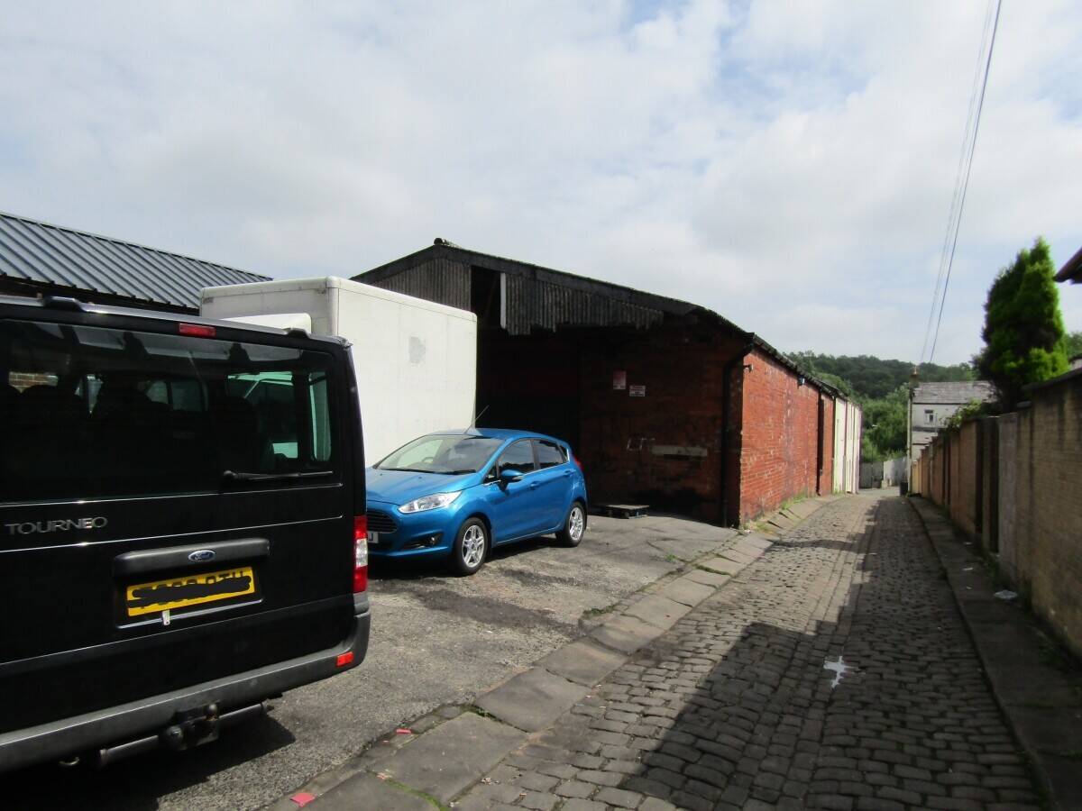 Motor Vehicle Repair Garage with Spray Booth Available in Accrington, Lancashire Photo 3