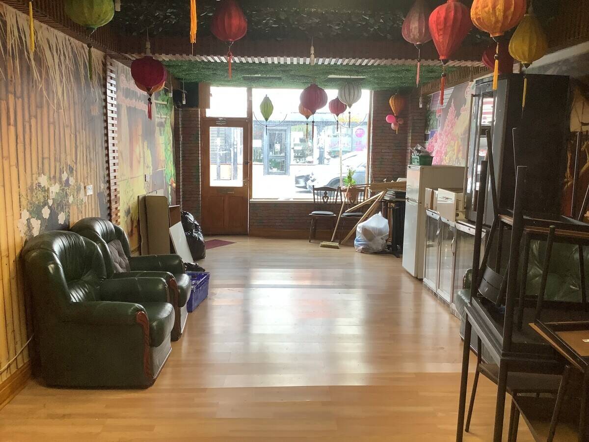 Freehold retail property for sale in Birmingham's Erdington High Street with storage and living spac Photo 2