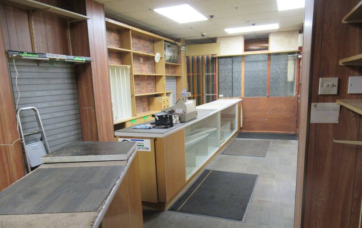 Fully Stocked Fishing Tackle Shop Available in Darwen Lancashire Photo 3