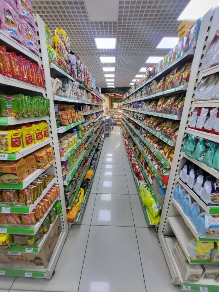 A rare opportunity to acquire a thriving supermarket business with premium fit-out and strong freehold investment potential. Photo 3