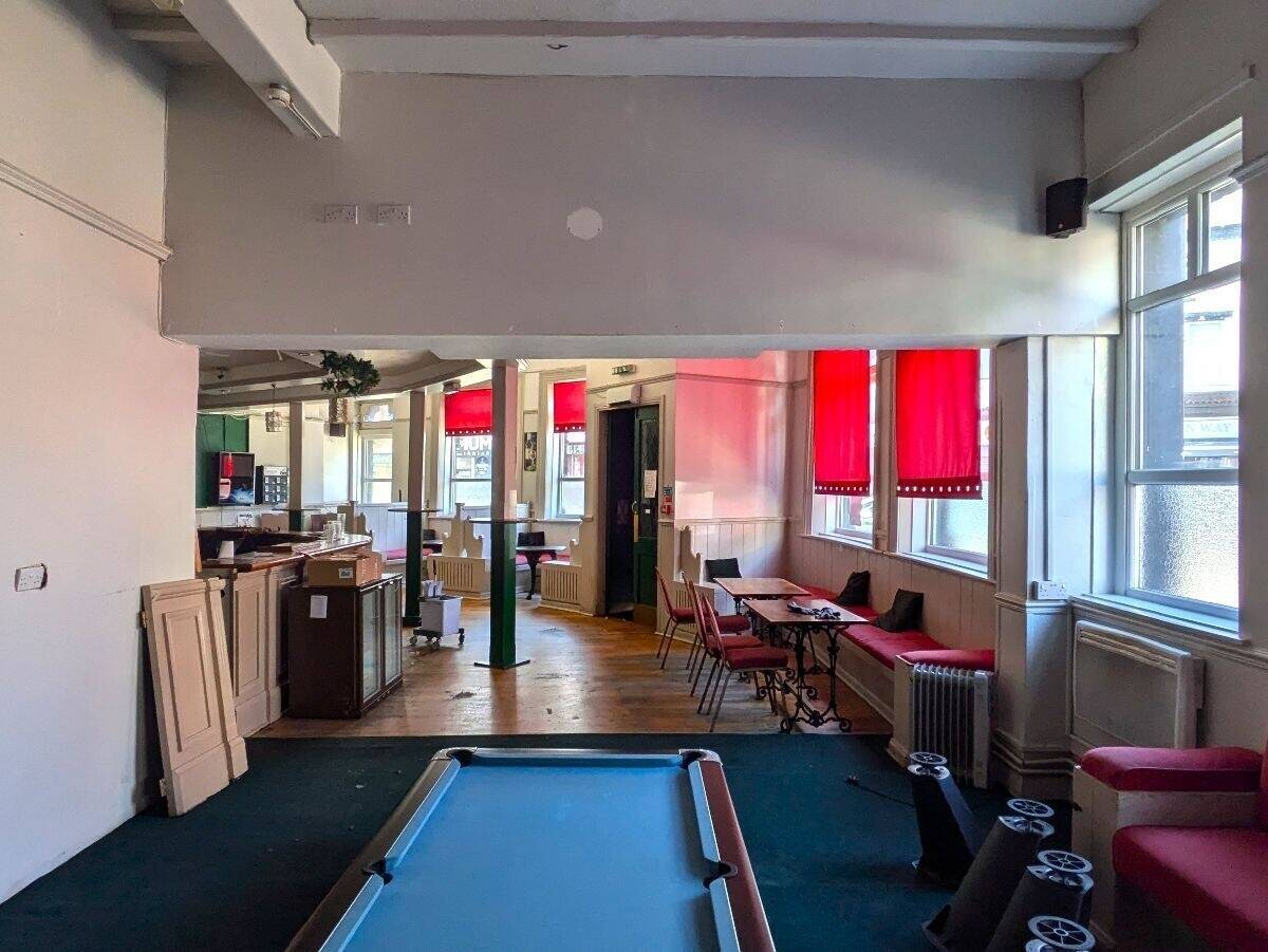 Former Pub Available Via New Lease on High Footfall Shopping Parade - Nil Premium Photo 3