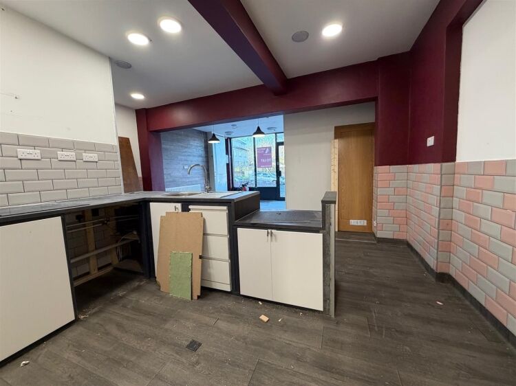 Ground floor retail unit available on Soundwell Road, Kingswood, Bristol, 538 sq ft. Photo 3