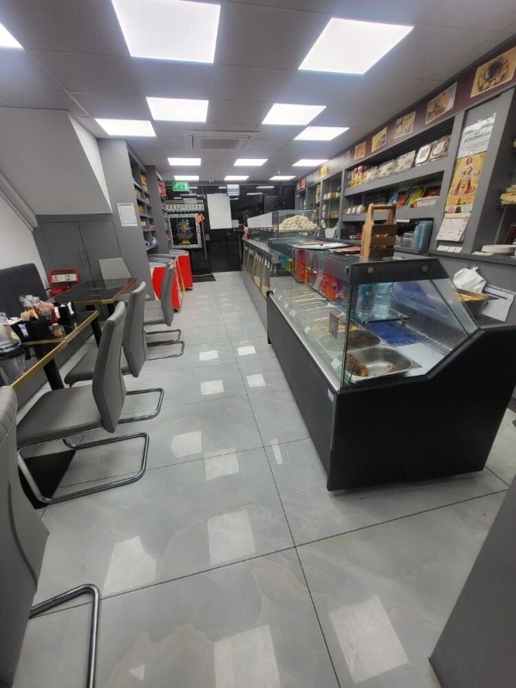 Indian Restaurant and Sweet Shop for Sale in Birmingham West Midlands with Accommodation Photo 3