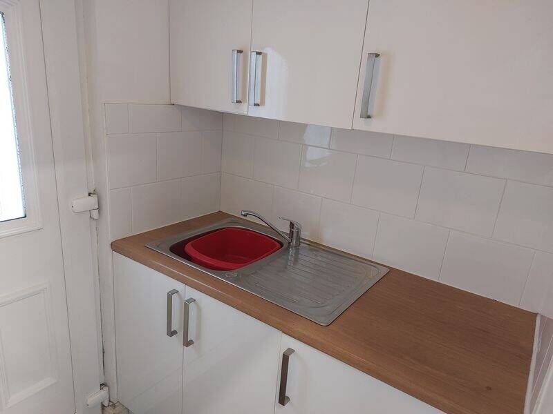 Mixed retail and residential investment property for sale in York North Yorkshire Photo 1