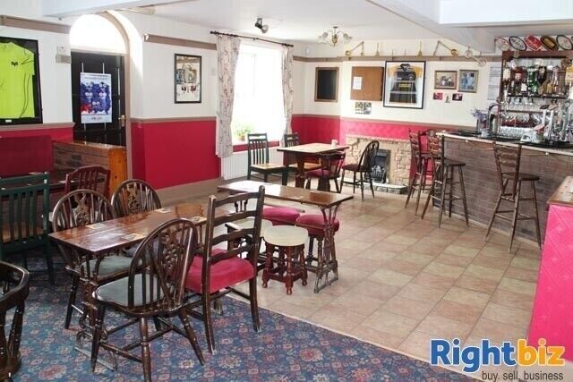 Prime Free House Property on Main Road in Powys with Large Living Accommodation Photo 3
